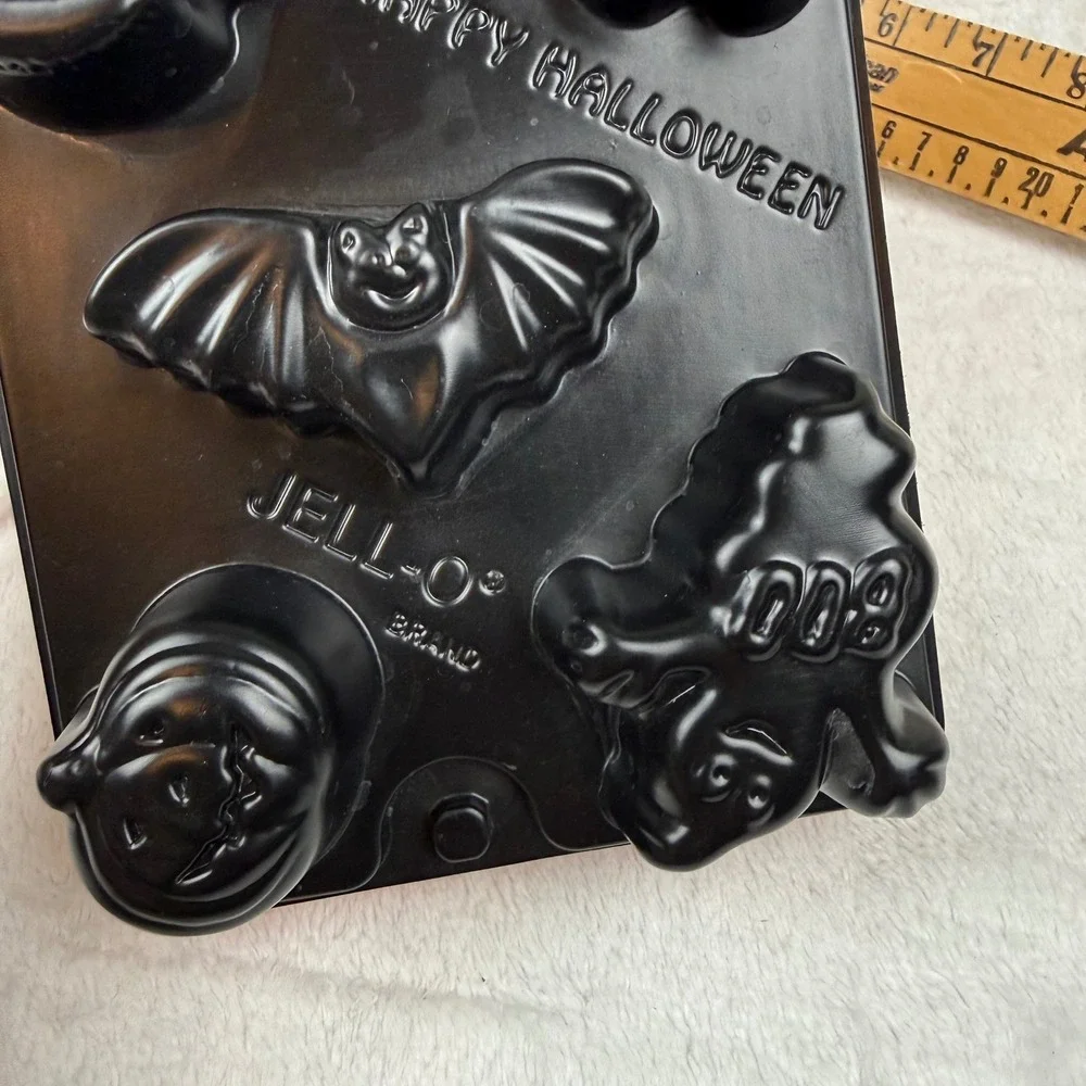 Vintage Jell-O Gelatin Molds Set of 6 Halloween Holiday Christmas Plastic Trays